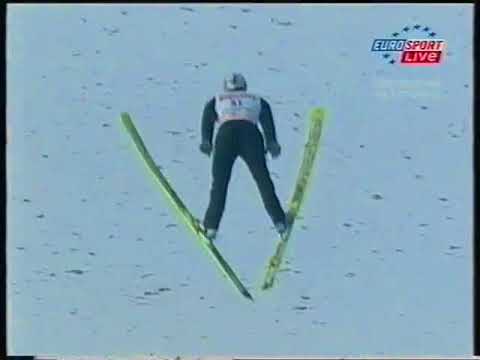Dmitri Vassiliev - 130.5m - Oberstdorf 2005 (Upadek)