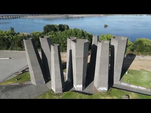 Alcalde de Concepción compromete mejora del estado de los memoriales por víctimas de dictadura y 27F