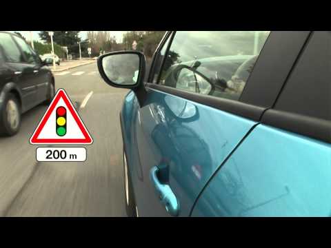 VORAUSSCHAUENDES FAHREN BEDEUTET WENIGER BREMSVORGÄNGE