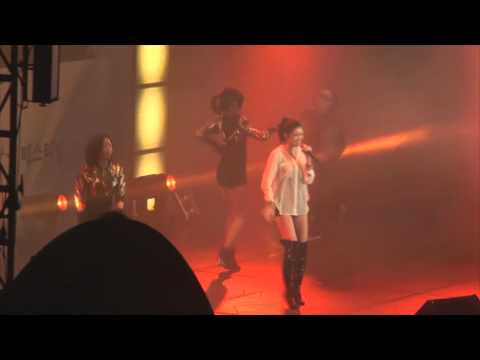 NS윤지(YOON-G) Talk Talk Talk 120418 전의경 페스티벌