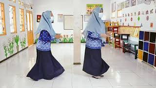 Download lagu SHOLAT LAH SHOLAT DHEA ANADA mp3