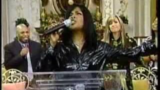 Cece Winans Worship Melody Holiness Becometh Thine House