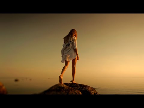 Bunt. ft. Frida Amundsen "Say You're With Me" ( house )