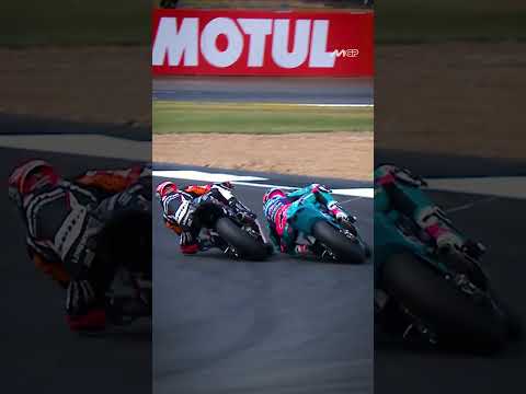 Senna Agius WINS after bonkers last corners of #Moto2 | 2025 British GP