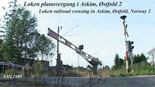 preview picture of video 'Løken planovergang i Askim, Østfold 2 / Løken railroad crossing in Askim, Østfold, Norway 2'