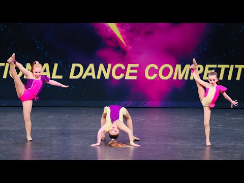 “Fabulous” Mini Jazz Trio