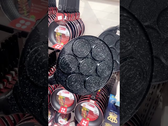 مقلاة بان كيك اسود بيد 7خانة مقاس 46*26.5 سم