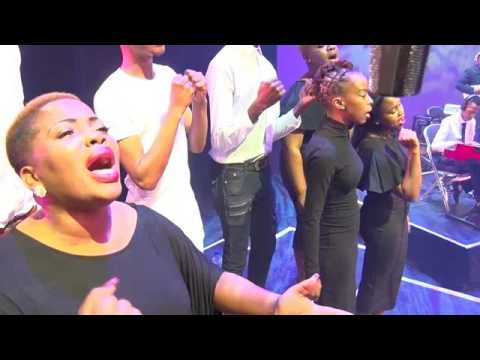 Sipho Ngwenya feat Thinah Zungu - Jesu fik'ekuseni