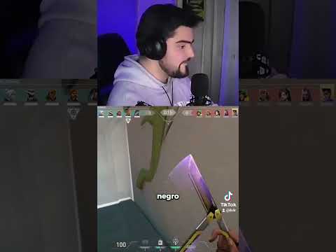 «O juegas al juego o sal a la calle». Streamer le da una lección en directo a los fans racistas de