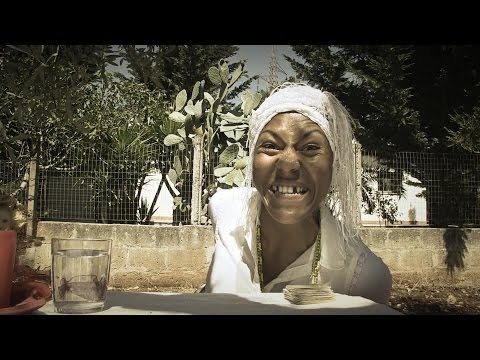 David Ferrari - Manda El Viejo Pa' La Piña (Official Video)