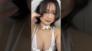 色気が凄い美女