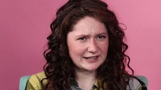 We taught Emma Kenney how to Skip-It