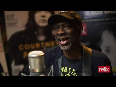 Keb Mo - "Don't Throw It Away" Live | The Relix Session