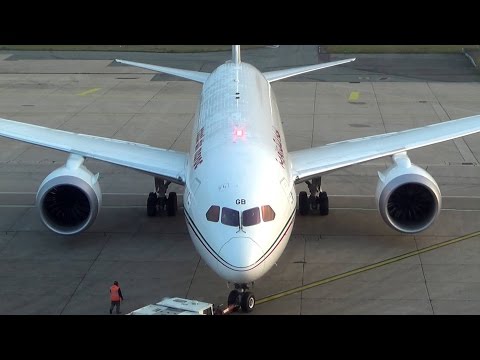 [ATC] Royal Air Maroc Boeing 787-8 Dreamliner pushback, taxi and take-off