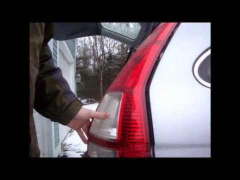 Honda CR-V Tail Light Bulb Replacement (2007-2012)