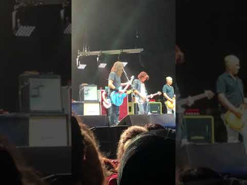 Two Legends - Dave Grohl and Joe Perry (Caljam)