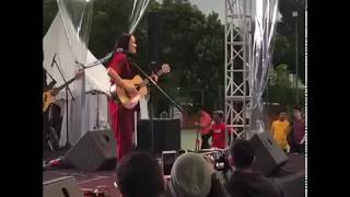 Sheryl Sheinafia - Ku Tunggu Kau Putus (Live Acoustic Concert)