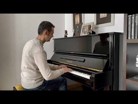 Óscar Pascasio - Words (Playing the piano at home)