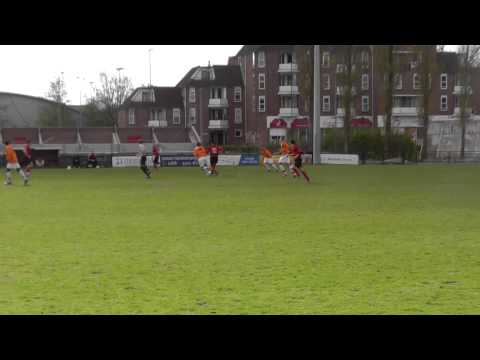 4 mei 2013 Olympia A1 - VV De Meern A1 com 0-4 Goede redding keeper Olympia op schot Ivan