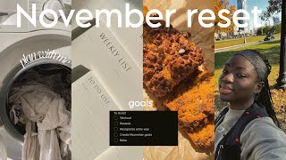 November Monthly Reset | Goal Setting, Baking Pumpkin Bread & Organizing