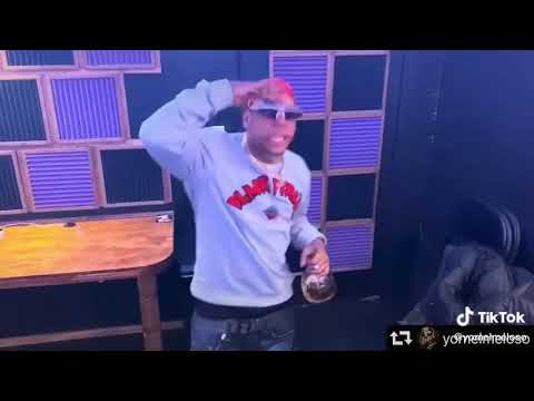 Yomel El Meloso - El Máximo El Mario De La Maxima Papaton