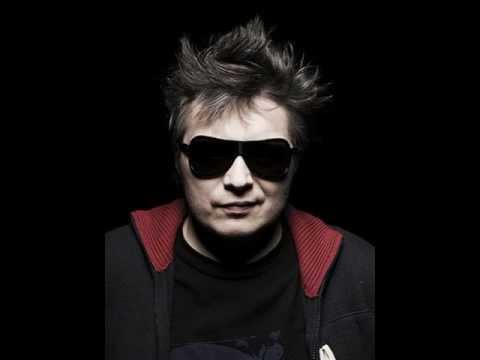 Muniek Staszczyk - Komu dzwonia