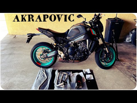 2022 Yamaha MT-09 Full Akrapovic Exhaust Install & Sound Comparison