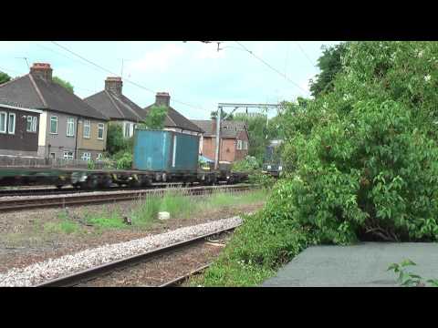 90041 on 4M54 Tilbury R.c.t. to Crewe Bas Hall S.s.n. at Barking