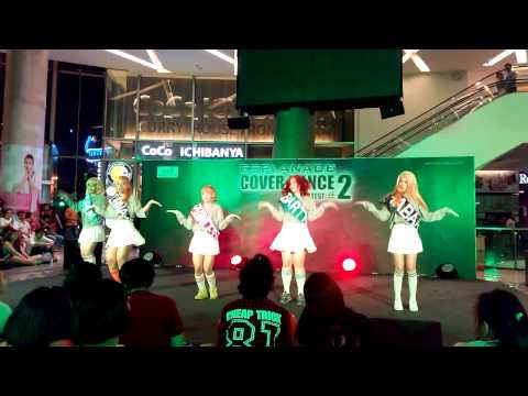 150405 macaron cover red velvet- ice cream cake