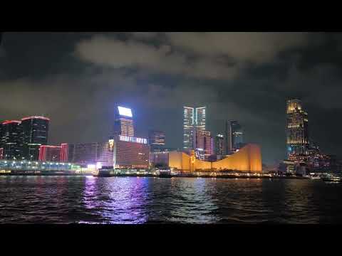 夜賞維港：天星小輪 + 幻彩詠香江