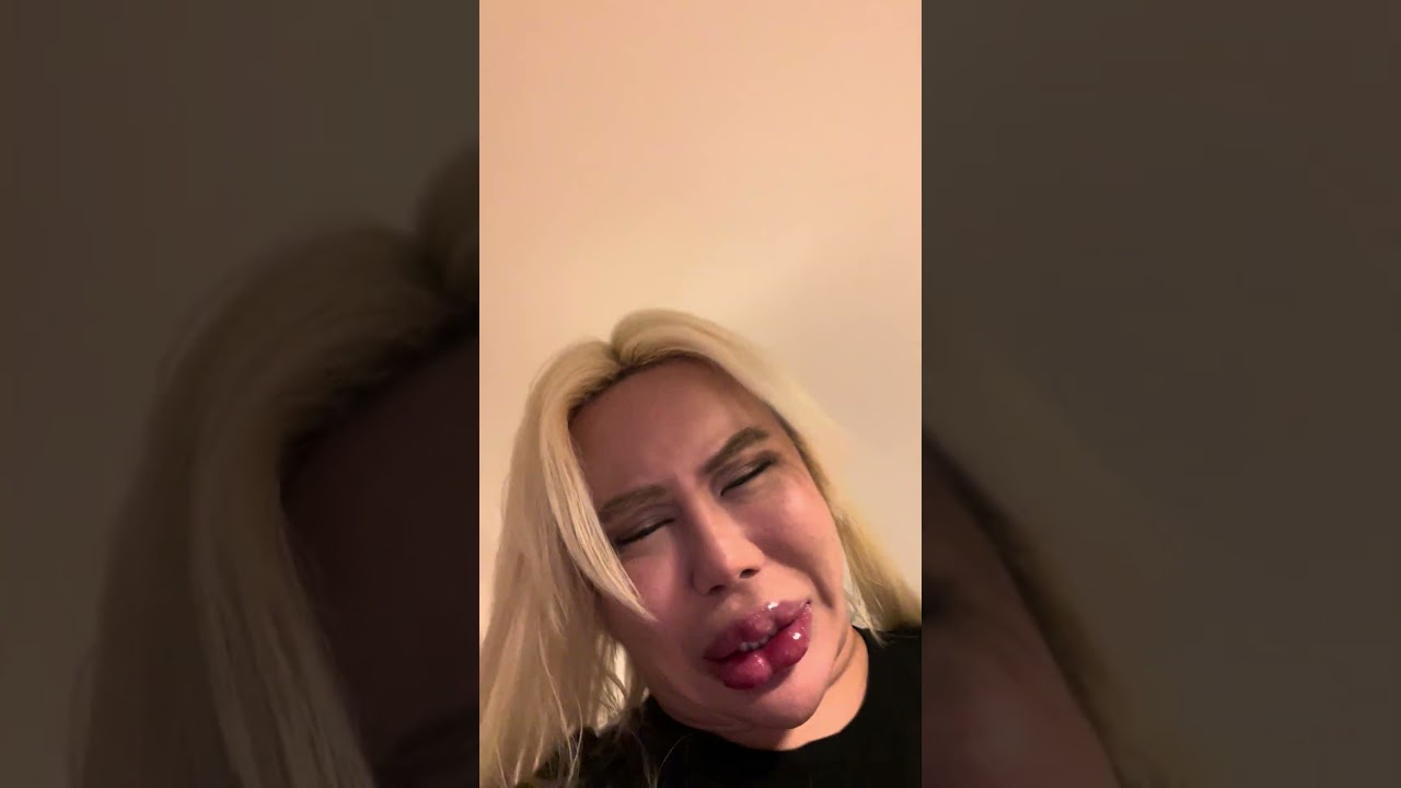 上の階の馬鹿者💢がドﾝｯ‼️ドﾝｯ‼️💢😡ぅｯさぃKARA（コリァ国のgirl達）堪忍袋の緒がブチ切れｧｹﾞて、天井を叩きま🌰ｧｹﾞたゎえ💢😡‼️そしたらピタｯ❣️㌧音が止ﾝだゎぇ…💖✨