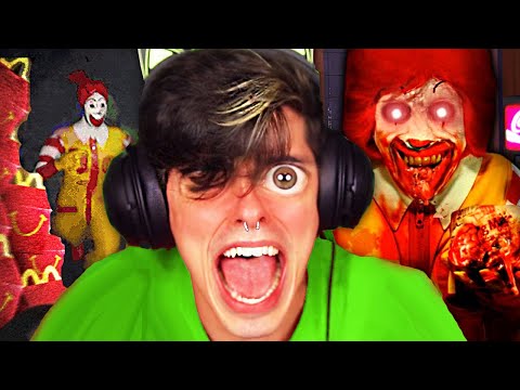 TERROR at McDonald's: THE CLOWN WANTS TO GET ME!!! (SCARY) RONALD