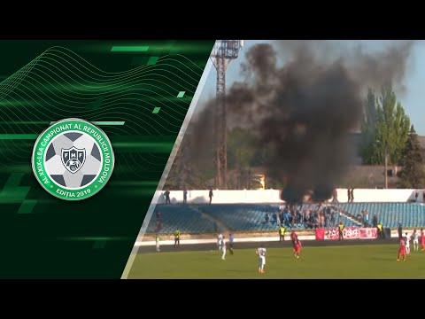 Fanii echipei Zaria in meciul cu Dacia