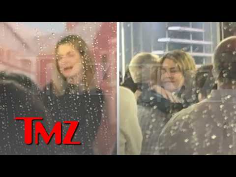 Savannah Guthrie Returns To NBC's New York Office, Hoda Kotb In Tears | TMZ