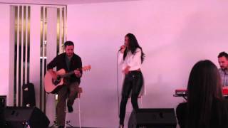 Eva Ruiz - Me estoy enamorando | Lleida #EscenarioDial