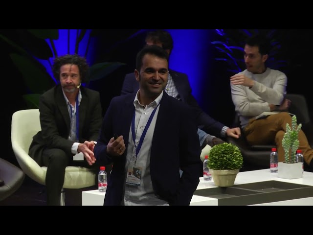 Vídeo relacionado con Educar con las otras TIC: tiempo, interés y cariño: Un libro para docentes y familias con los pies en la tierra y la cabeza en las estrellas (Educación)