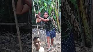 Download lagu melihat wanita cantik ngulek sambel #reaction #shorts mp3 Download lagu melihat wanita cantik ngulek sambel #reaction #shorts mp3