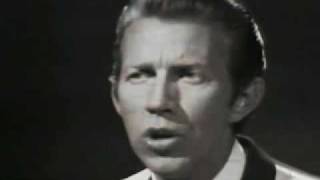 Porter Wagoner - Green, Green Grass of Home