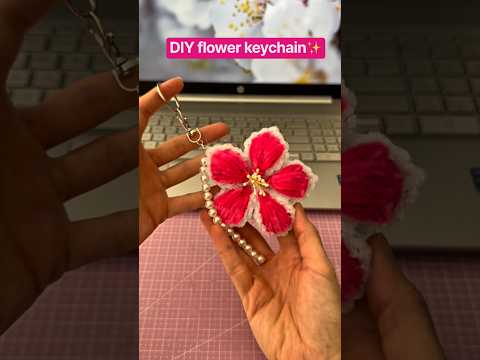 DIY μπρελόκ λουλουδάκι✨🩷🌸 #diy #diycrafts #pipecleanercrafts #pipecleanerflower #keychain #lily