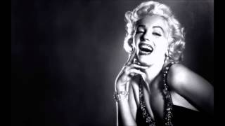Marilyn Monroe - She Acts Like A Woman Should