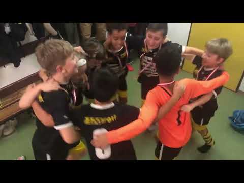 U10 PSV - “wer nicht hüpft, der ist kein Postler!”