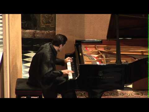 Mauricio Vallina plays Liszt Vals Oubliée and Mephisto Waltz