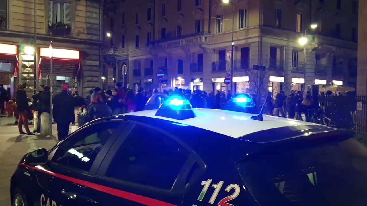 Controlli dei Carabinieri a Milano