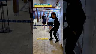 Tripulação em destaque - Ovation of the Seas | #shorts #cruzeiros #tripulação #royalcaribbean