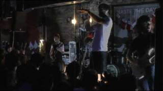 Sky Eats Airplane Live - &quot;Disconnected&quot;