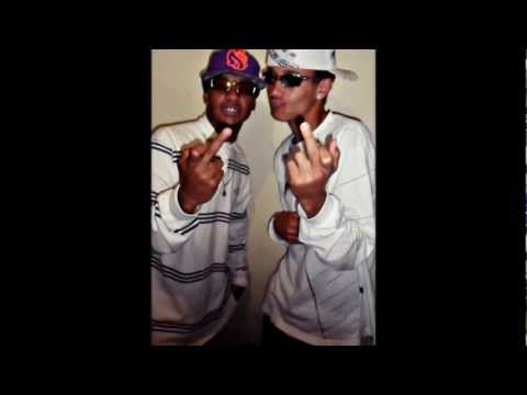 MC BOY DO CHARME E MC TCHESCO - ELES TÃO TIRANDO ONDA ♫
