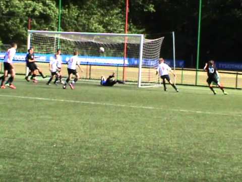 2 juni 2013 Cup van Gelderland Finale VV De Meern C1 - NEC C1 2-0 Vrije bal