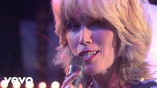 Videoklip Amanda Lear - Diamonds s textom piesne