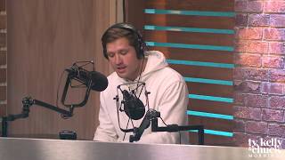 Walker Hayes Performs "Craig" LIVE - Ty, Kelly & Chuck