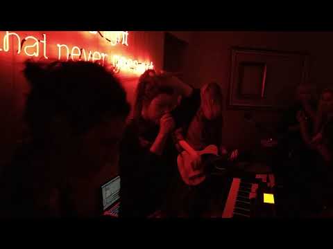 All Gone - Someone Who Isn't Me (live@RuduBar)